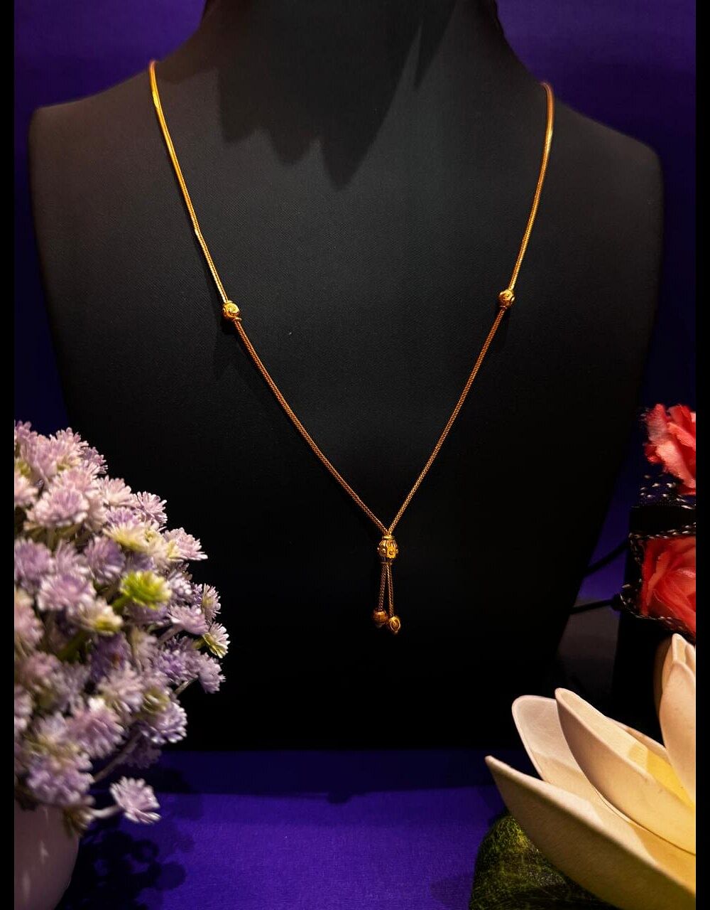 WOMEN BALL NECKLACE  