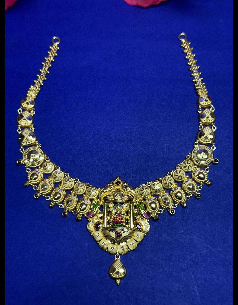 GOLD FASHION NECKLACE 04  