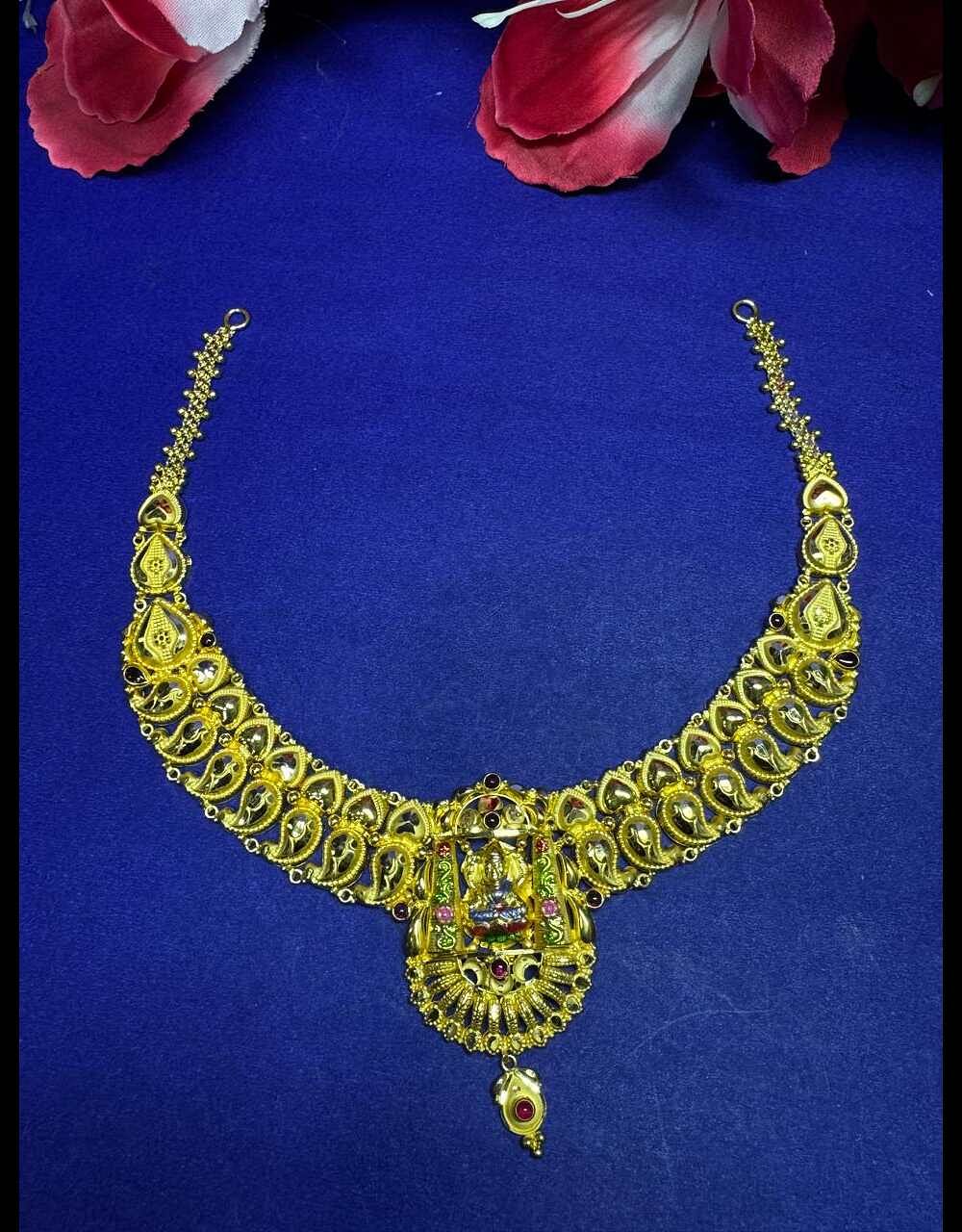 GOLD FASHION NECKLACE 01  