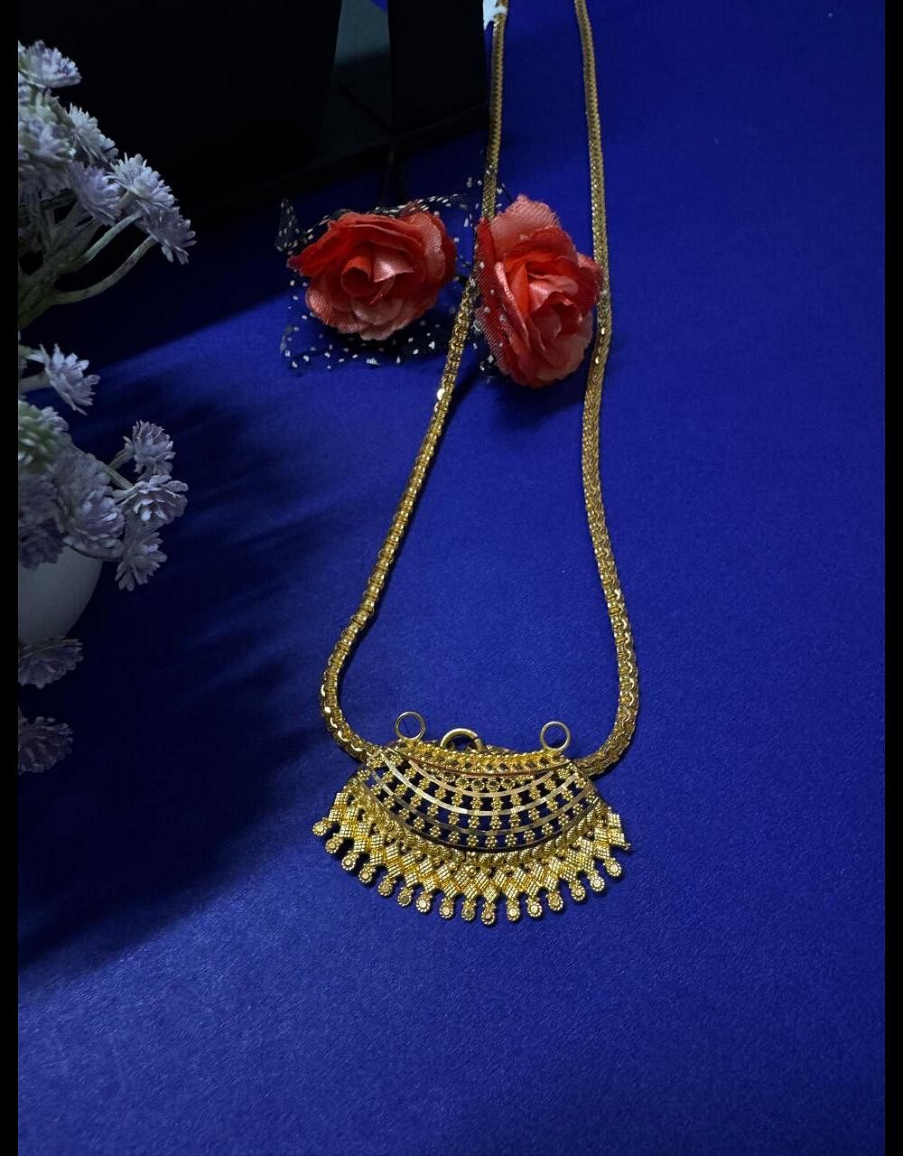 GOLD PENDANT  