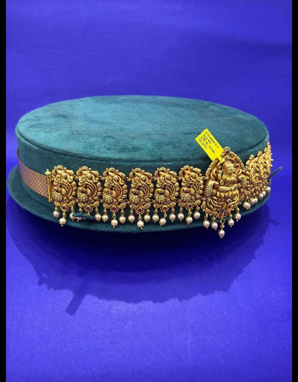 GOLD COLOUR ODIYANAM  